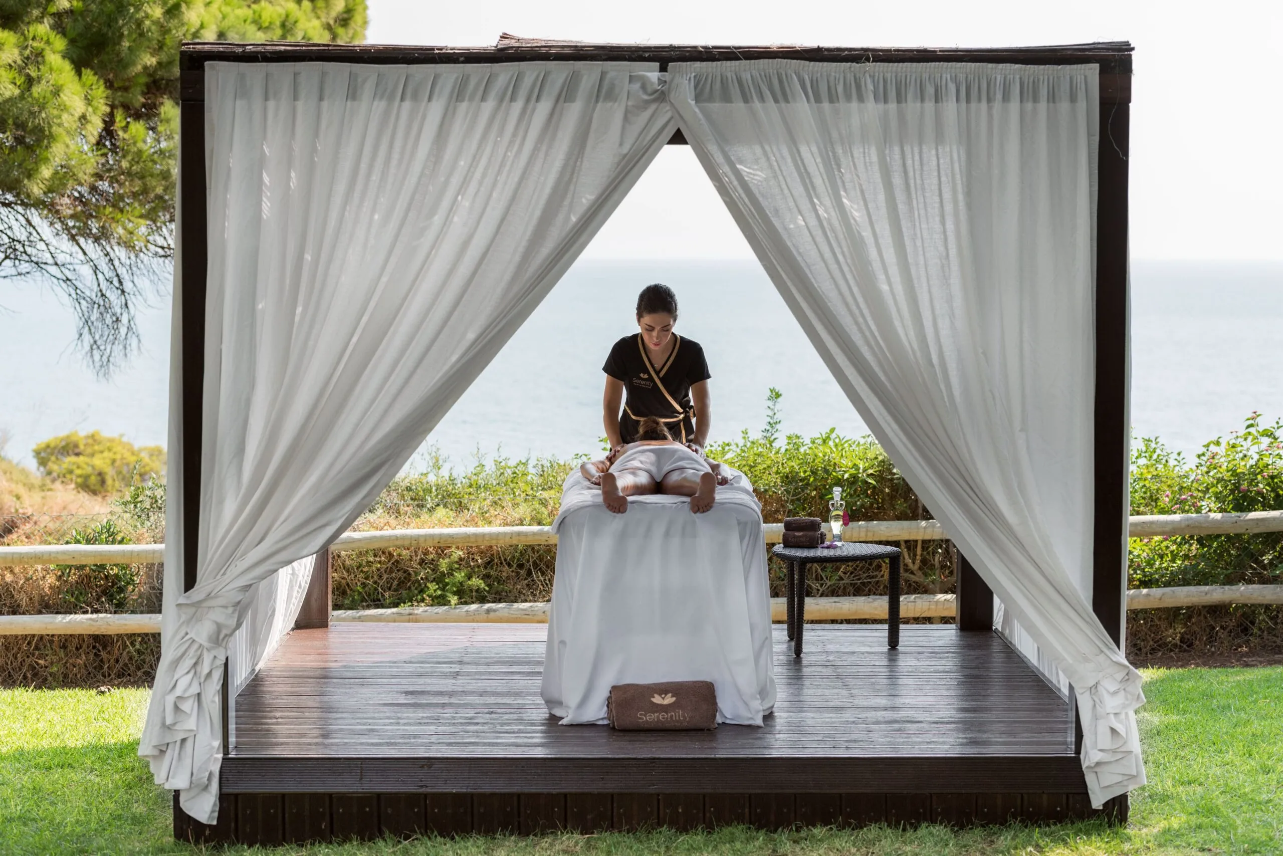 Gallery Image - Celebrating UHM’s Distinction Across Award-Winning Properties