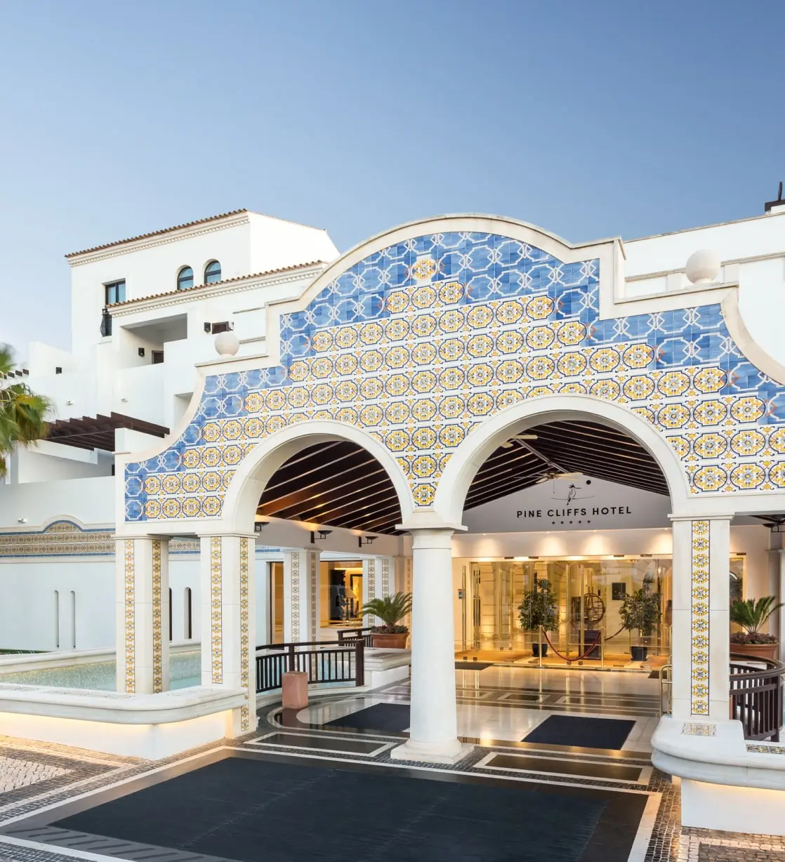 Pine Cliffs Resort Recognised as One of the Best H...